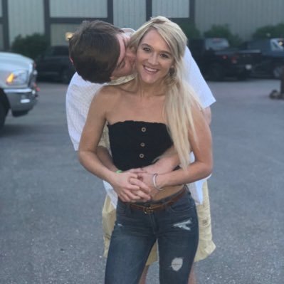 Profile Picture of Evan (@evan_latham) on Twitter
