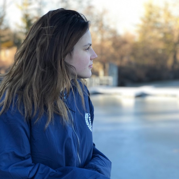 Kailey Angelacos - Poshmark Profile Picture of Kailey Angelacos (@kangelacos) on Poshmark