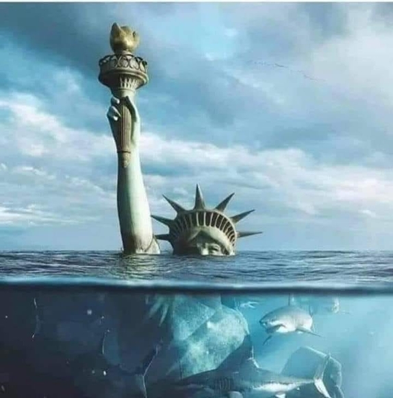 Profile Picture of Claire Britt (@dingaling209) on Poshmark