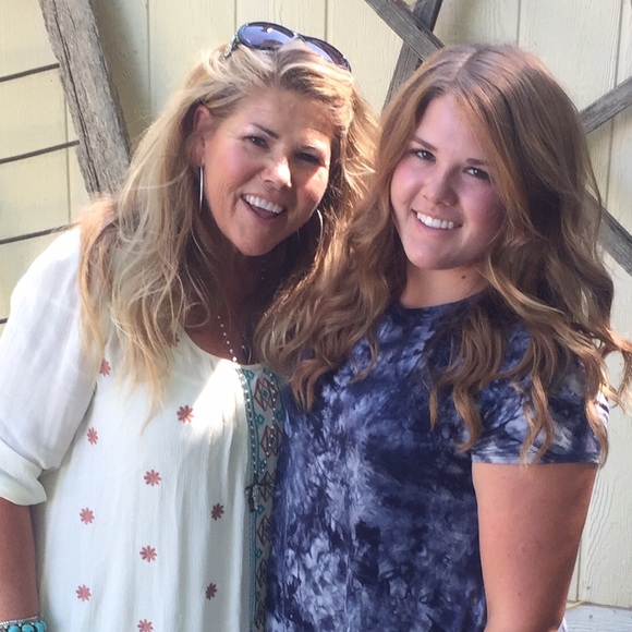 Profile Picture of Jaycee Gebauer (@gebjayce) on Poshmark