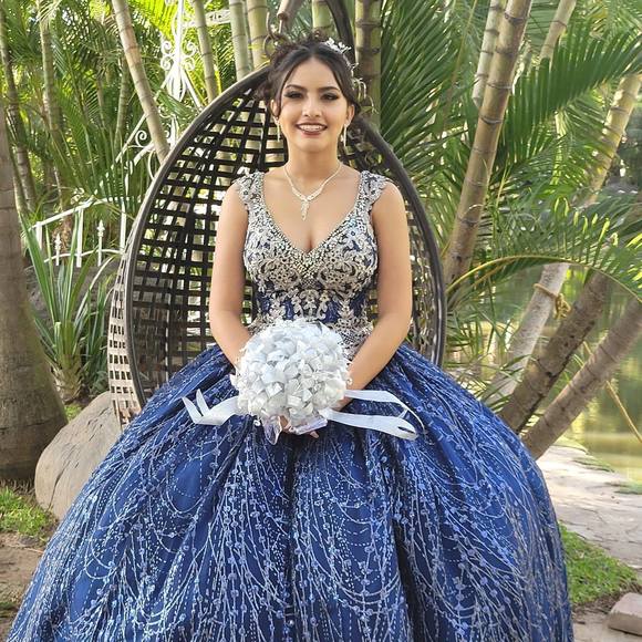 Profile Picture of Alma Cordova (@xochilt78) on Poshmark