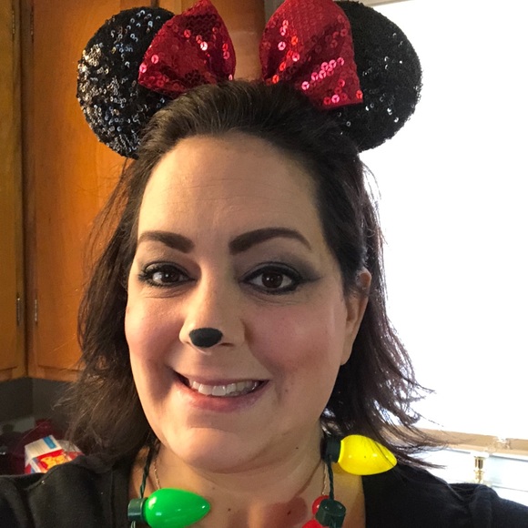 Profile Picture of Chanda Beafore (@crbeafore1) on Poshmark