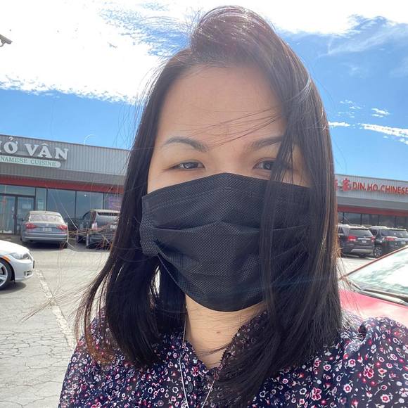 Profile Picture of Trinh Le (@lhtrinh167) on Poshmark