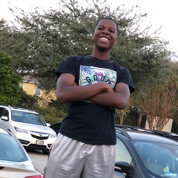 Profile Picture of Marcus Thomas (@marcusthomasjr) on Poshmark