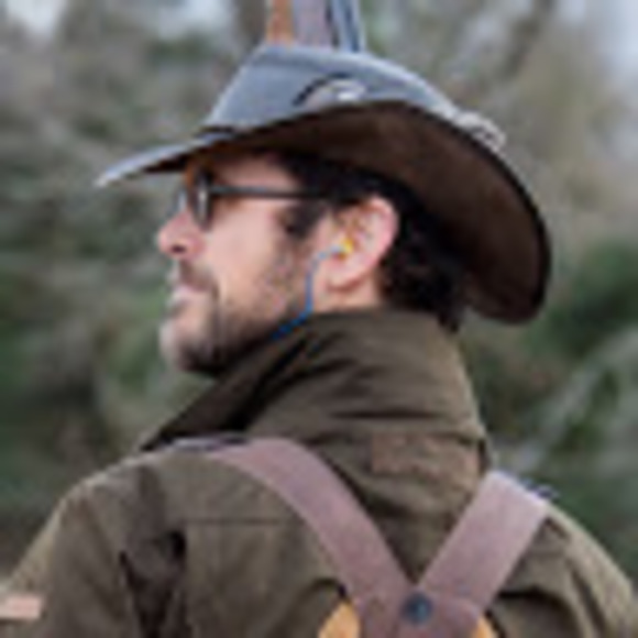 Oliver Hartner - Poshmark Profile Picture of Oliver Hartner (@oliverhartner) on Poshmark