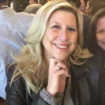 Profile Picture of Allison Wiles (@wilescrew) on Twitter