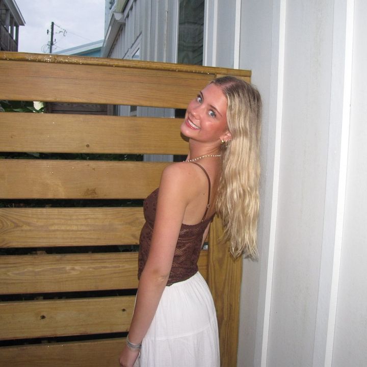 Profile Picture of Caitlin 👻 (@caitlinbmcbroom) on Tiktok