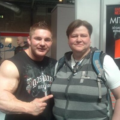 Profile Picture of Tracey Thompson (@cory1972) on Twitter