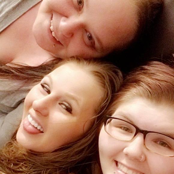 Profile Picture of Jennifer Sletten (@gillmore1987) on Poshmark