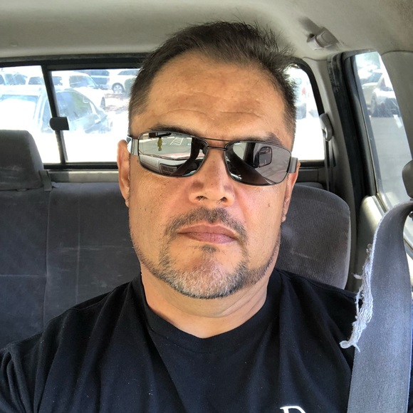 Profile Picture of Mark Palacios (@m6a6p) on Poshmark