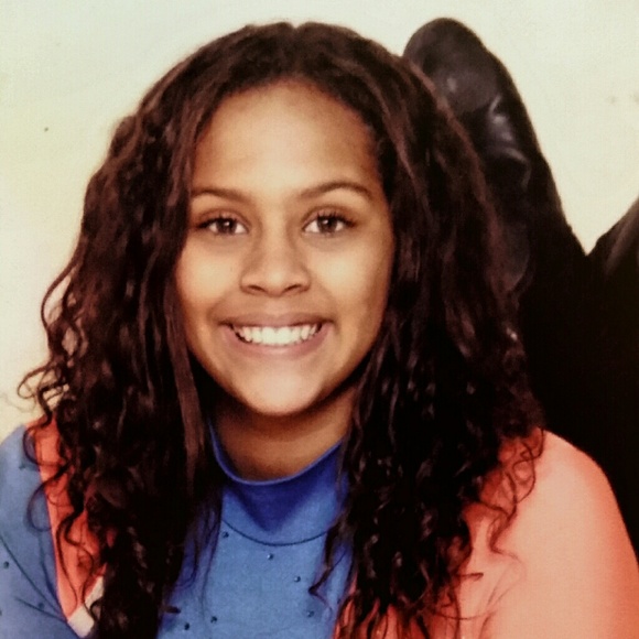 Profile Picture of Chevela Johnson (@chev_johnson_) on Poshmark