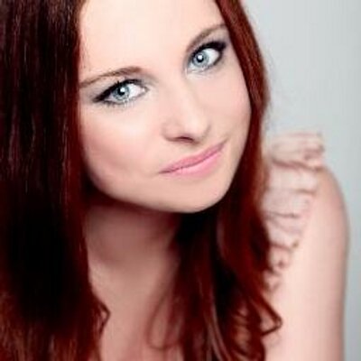 Profile Picture of Leah Fraser (@LeahLaLoca) on Twitter