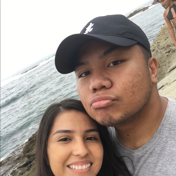 Profile Picture of Jerik Berdijo (@jerikberdijo) on Poshmark