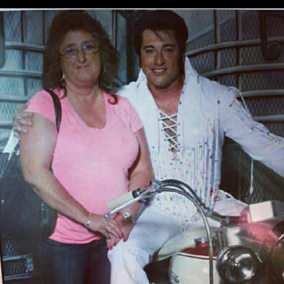 Profile Picture of Wanda Mize (@wanda67) on Poshmark