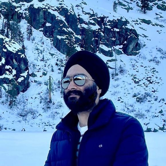 Profile Picture of Gunveer Gujral (@gunveergujral) on Poshmark