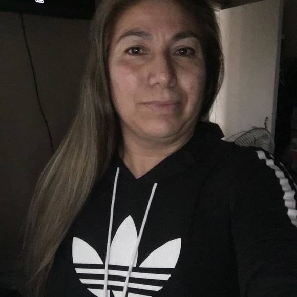 Profile Picture of Maria Badillo (@munecabadillo47) on Poshmark