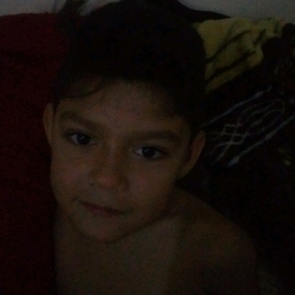 Profile Picture of Juan Sanchez (@juansanchez03) on Poshmark