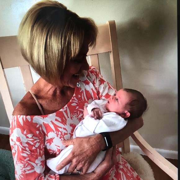 Profile Picture of Debbie Connell (@jcon365) on Poshmark