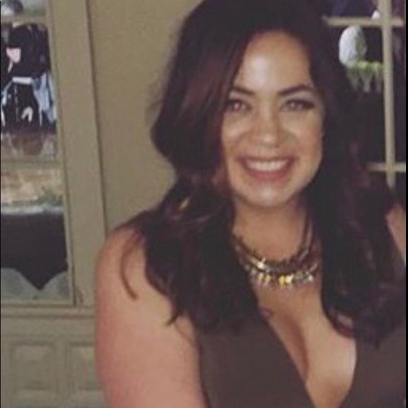 Profile Picture of Shannon Kennedy (@shannongracee21) on Poshmark