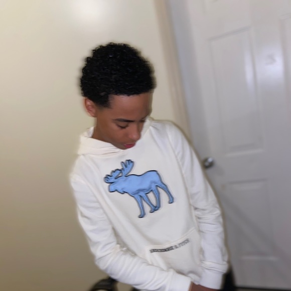 Profile Picture of Bryan Polanco (@bryanpolanco444) on Poshmark