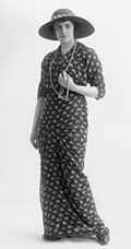 Profile Picture of Cathleen Nesbitt - Wikipediaon Wikipedia