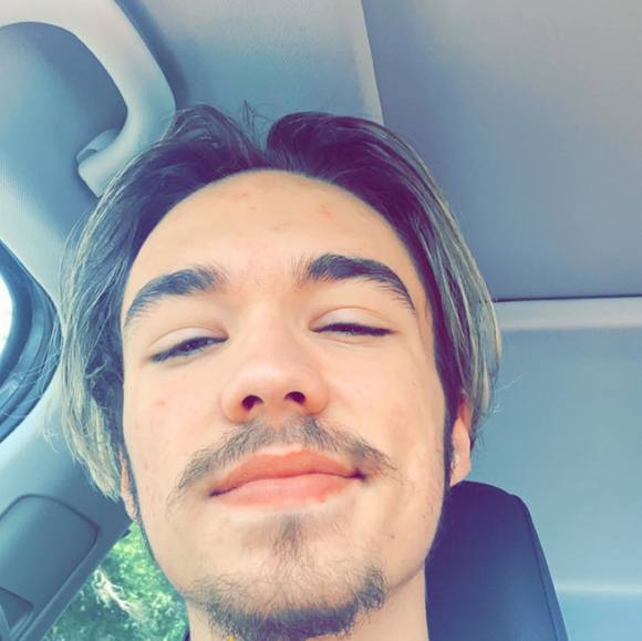 Profile Picture of Will Detuccio (@wdetuccio) on Poshmark