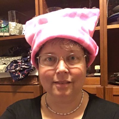 Profile Picture of Heather Pang (@heatherpang) on Twitter