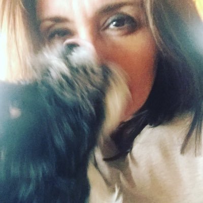 Profile Picture of Andrea Hansen (@TheNewAndreaH) on Twitter