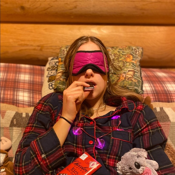 Profile Picture of Gillian Spilker (@gillianspilker) on Poshmark