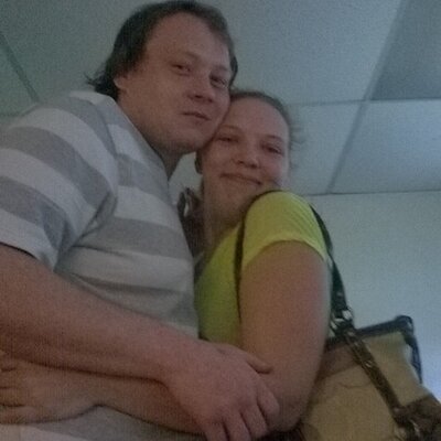 Profile Picture of Aimee Thacker (@at_thacker) on Twitter