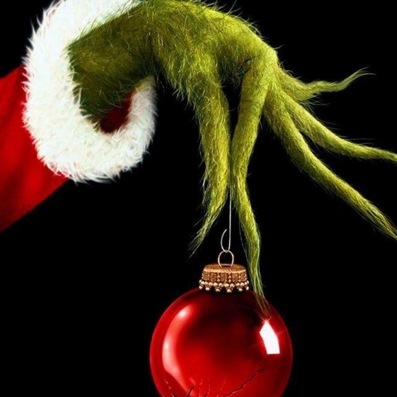 Profile Picture of Leah Rosa (@seneeleah) on Poshmark