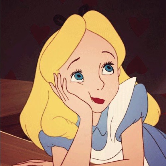 Profile Picture of Juliette Duprau (@sunsette) on Poshmark