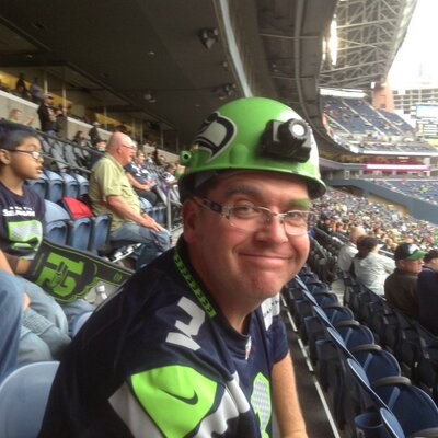 Profile Picture of Kenny Simms (@KenboSimms) on Twitter