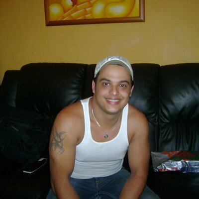 Profile Picture of Daniel Raul Bencomo (@leinadcaracas) on Twitter