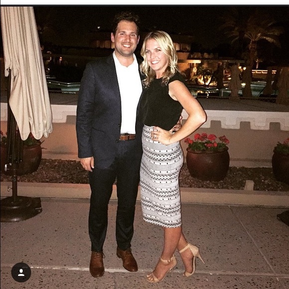 Profile Picture of Tara Pinnella (@tarabeth11) on Poshmark