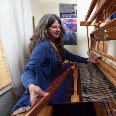 Profile Picture of Jacqueline James (@J_JamesRugweave) on Twitter
