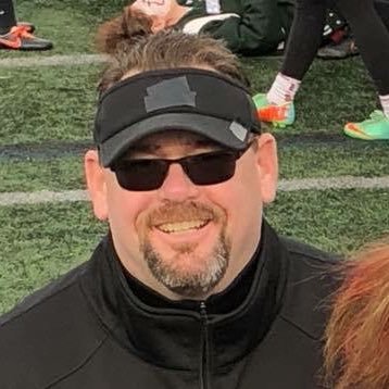 Profile Picture of Chris Leonard (@CLeonard66) on Twitter