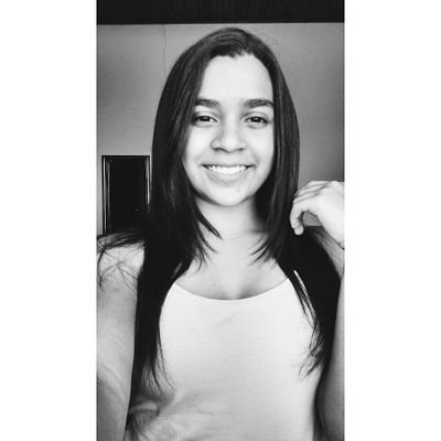 Profile Picture of Caroline Fernandes (@Alvin_1308) on Twitter