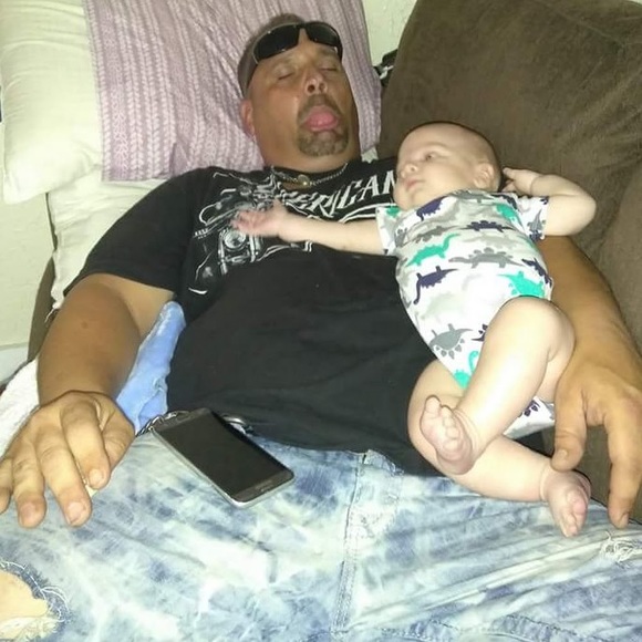 Profile Picture of Aaron Bigelow (@bigdaddybigelow) on Poshmark