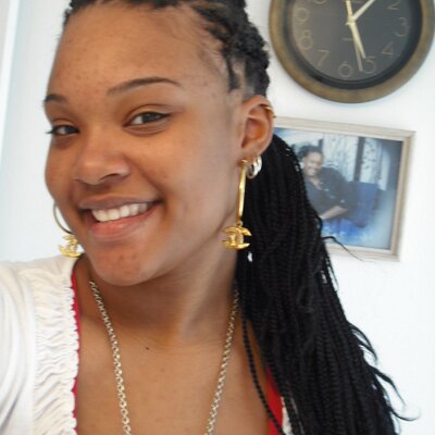 Profile Picture of Janelle George (@MzStrawberrii) on Twitter