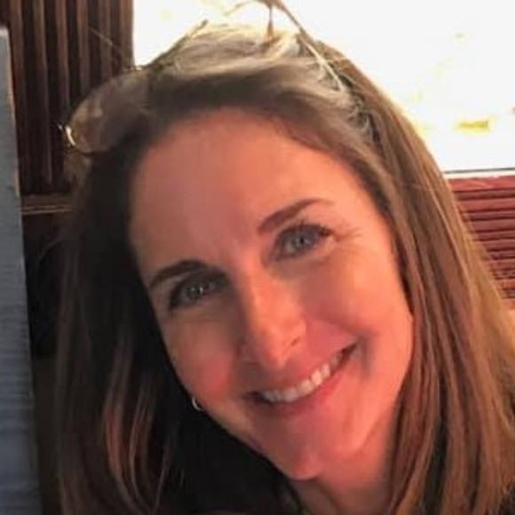 Profile Picture of Kate Gibbons (@kgibbons106sc) on Poshmark