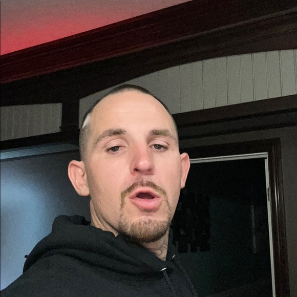 Profile Picture of Justin Fink (@jfink2023) on Poshmark