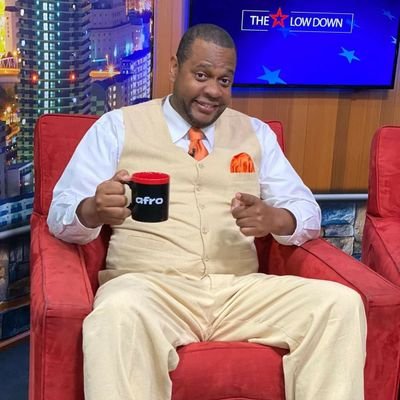 Profile Picture of Tight Mike Comedy (@tightmikecomedy) on Twitter