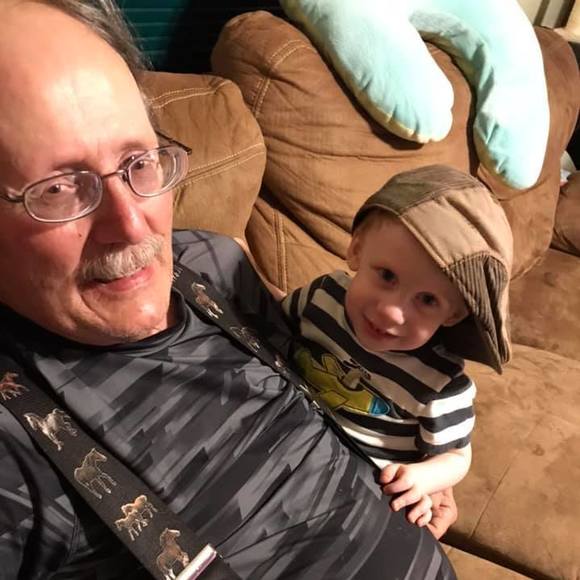 Kim Volker - Poshmark Profile Picture of Kim Volker (@kimvolker) on Poshmark