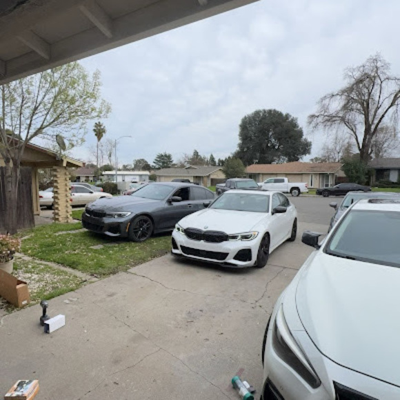 Profile Picture of Alex Shevchuk (@alexshev05) on Poshmark