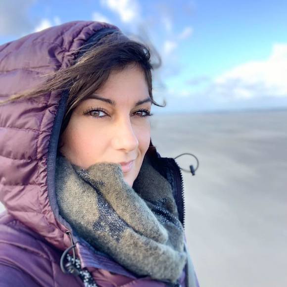 Profile Picture of Sarah Manthei (@sarah_manthei) on Poshmark