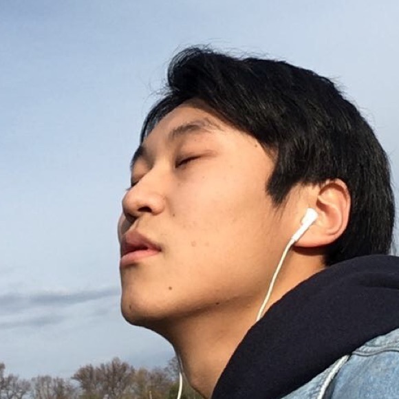 Profile Picture of Chris Ahn (@magnifcence) on Poshmark