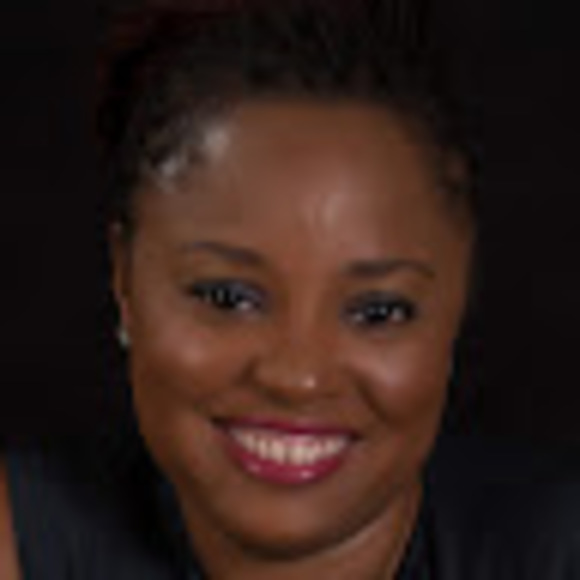 Profile Picture of Kimone Campbell (@kimonec1) on Poshmark