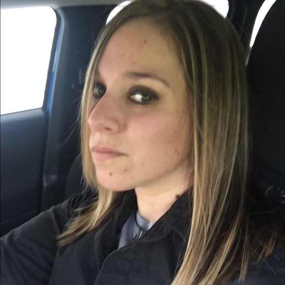 Profile Picture of Staci Ciraulo (@stacirn2016) on Poshmark