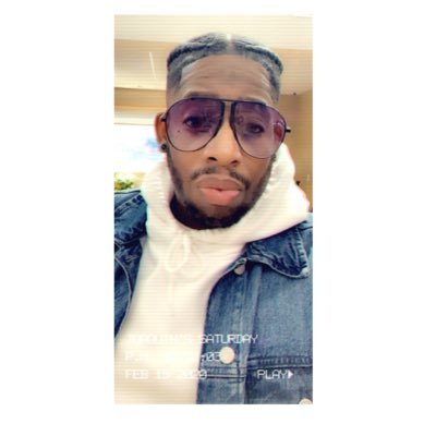 Profile Picture of DJH (@thereelDeek) on Twitter